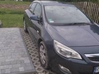 Używany Opel Astra 116 KM (85 kW) 2010 Grafitowy Hatchback