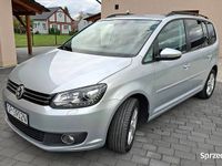 Używany VW Touran 2015 Srebrny Minivan