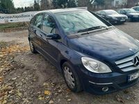 Używany Mercedes B200 120 KM (88 kW) 2007 Niebieski ciemny (metalik) Minivan