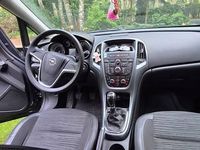 używany Opel Astra 1.4 Benzyna 100KM – 2014 – I właściciel – Salon Polska