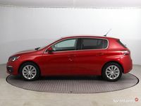 Używany Peugeot 308 2019 Czerwony Hatchback