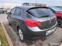 używany Opel Astra hatchback