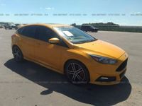 Używany Ford Focus 252 KM (185 kW) 2016 Żółty Hatchback