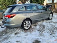 używany Opel Astra Sports Tourer+, automat, 150 KM. Niski przebieg!