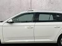 Używany Skoda Superb Style 150 KM (110 kW) 2021 Biały Kombi