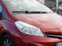 Używany Toyota Yaris 90 KM (66 kW) 2013 Czerwony Hatchback