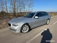 Używany BMW 520 2010 Srebrny Kombi