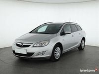 Używany Opel Astra 2012 Srebrny Kombi