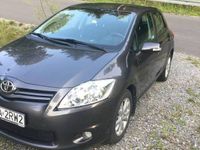 używany Toyota Auris 1.6 w super stanie