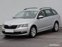 Używany Skoda Octavia 2018 Srebrny Kombi