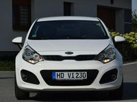 Używany Kia Rio 85 KM (62 kW) 2013 Biały Hatchback