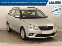 Używany Skoda Fabia 86 KM (63 kW) 2014 Srebrny