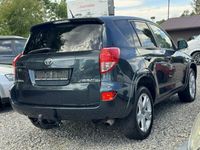 używany Toyota RAV4 2.2dm 177KM 2007r. 224 000km