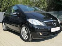 Używany Mercedes A180 109 KM (80 kW) 2010 Czarny Hatchback