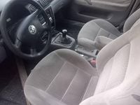 Używany VW Passat 2000 Niebieski Sedan/Limuzyna