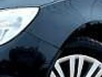 Używany Opel Insignia 140 KM (102 kW) 2012 Czarny Kombi