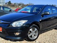 Używany Hyundai i30 109 KM (80 kW) 2011 Czarny (metalik) Hatchback