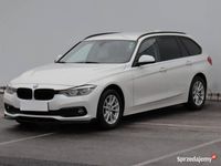 Używany BMW 320 190 KM (139 kW) 2019 Biały Kombi