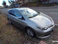 Używany Toyota Auris Hybrid Executive 2016 Szary Hatchback