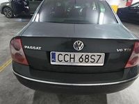 używany VW Passat B5 FL z 2004 roku z silnikiem 2.5 V6 diesel