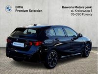 Używany BMW 118 Shadowline 150 KM (110 kW) 2025 Czarny szafir metalizowany Hatchback