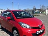 używany Toyota Yaris Yaris III niski przebieg, stan idealny