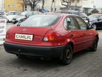 używany Toyota Corolla 1.4dm 97KM 2000r. 285 000km