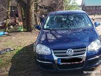 Używany VW Jetta 105 KM (77 kW) 2005 Granatowy Sedan/Limuzyna