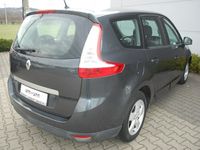 używany Renault Grand Scénic III 1.5dm 110KM 2009r. 174 190km