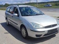 Używany Ford Focus 2005 Srebrny Kombi
