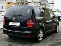 używany VW Touran 2dm 140KM 2007r. 219 000km