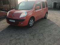 Używany Renault Kangoo 2012 Czerwony Sedan/Limuzyna