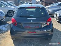 używany Peugeot 208 jak nowy