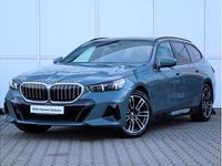 Używany BMW 520 Comfort Edition 197 KM (144 kW) 2024 Cape york green metallic metalizowany Kombi