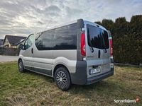 używany Renault Trafic 2.0dci passenger 9 osobowy klimatyzacja