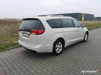 używany Chrysler Pacifica Touring-L Plus 8 osobowa