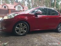 Używany Peugeot 208 Allure 2012 Czerwony Hatchback