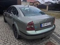 Używany VW Passat 2001 Zielony Sedan/Limuzyna