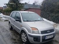 Używany Ford Fusion 2007 Srebrny Hatchback