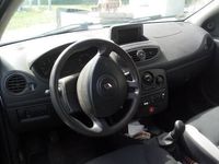 używany Renault Clio III ekonomiczny nawigacja