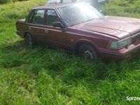 Używany Nissan Laurel 1984 Sedan/Limuzyna