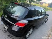 Używany Opel Astra 2006 Czarny Hatchback