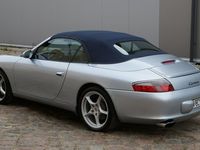 Używany Porsche 911 320 KM (235 kW) 2003 Srebrny (metalik) Kabriolet