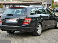 używany Mercedes C220 2.1dm 136KM 2010r. 369 000km