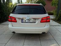 używany Mercedes E350 w 212 KombiCDI 4MATIC