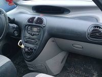 używany Citroën Xsara Picasso 2.0 HDi 110KM hak klima