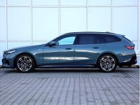 Używany BMW 520 Comfort Edition 197 KM (144 kW) 2024 Cape york green metallic metalizowany Kombi