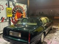Używany Cadillac Deville 1998 Zielony Sedan/Limuzyna