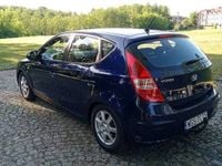 Używany Hyundai i30 Comfort 109 KM (80 kW) 2010 Granatowy Hatchback