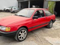 używany Ford Sierra 3d bez rdzy, bardzo ładny egzemplarz